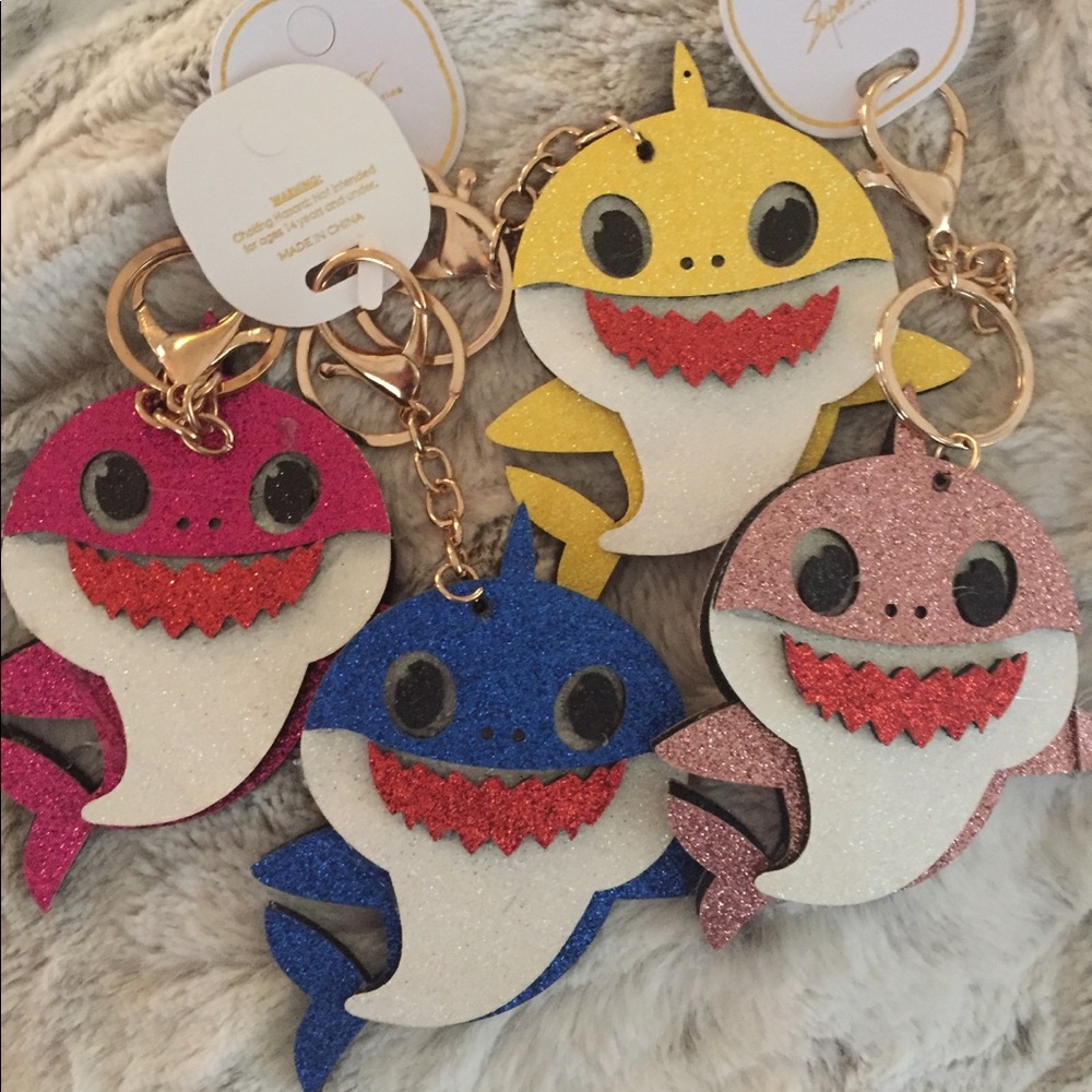 NWT Baby Shark glitter keychain